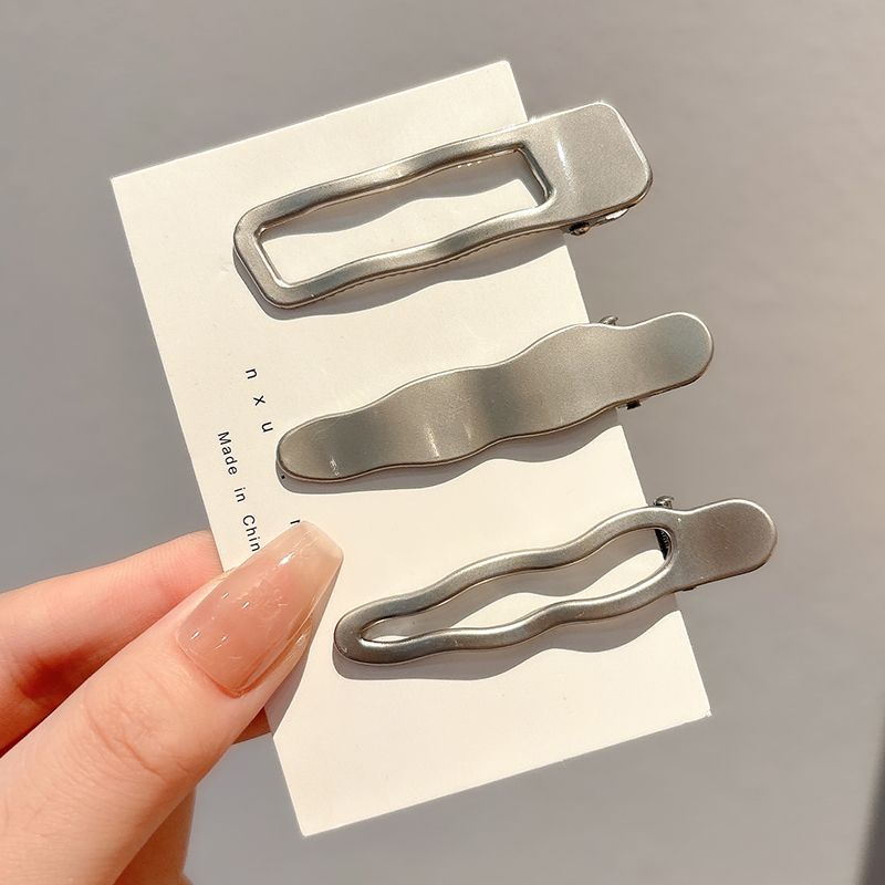 Matte or Glossy Silver Hair Cl - огляд і ціна Tippet Line