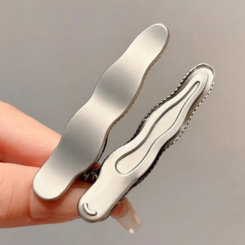 Matte or Glossy Silver Hair Cl - огляд і ціна Tippet Line